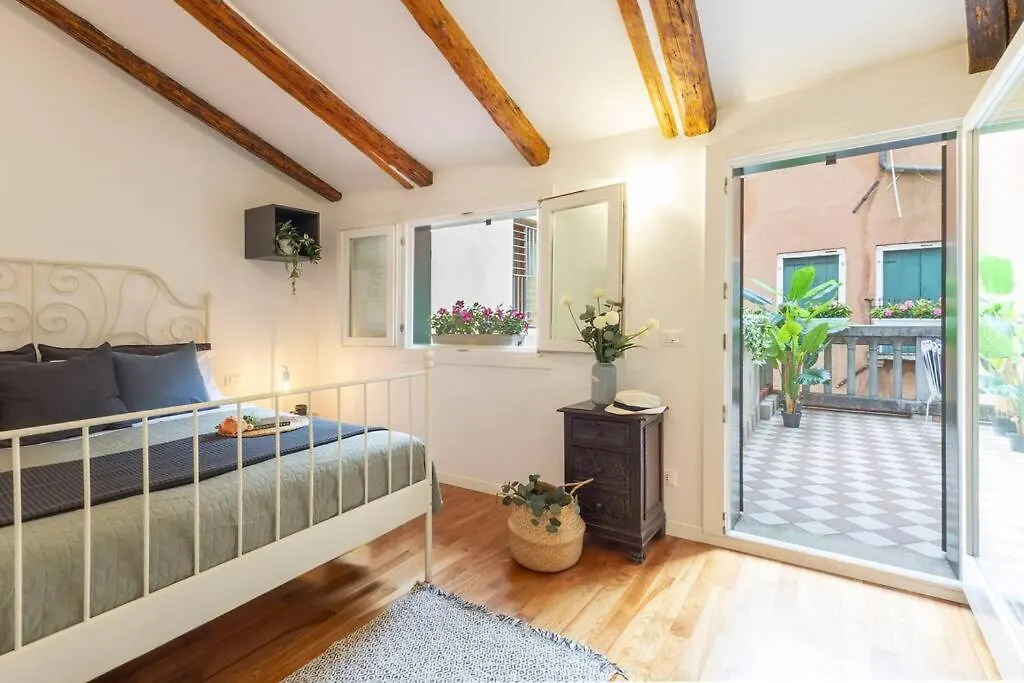 La Casa Piu Centrale A Venezia, Con Corte Privata Italy
