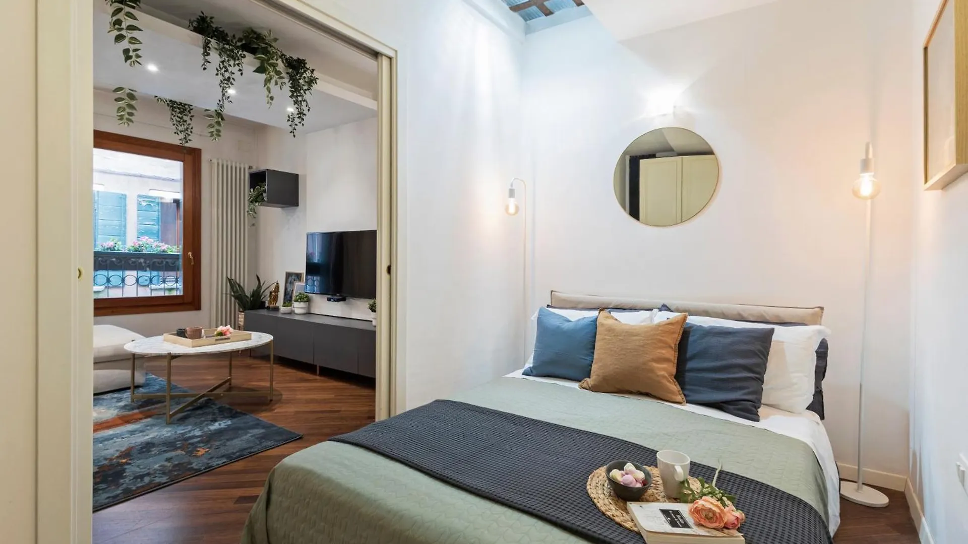 La Casa Piu Centrale A Venezia, Con Corte Privata